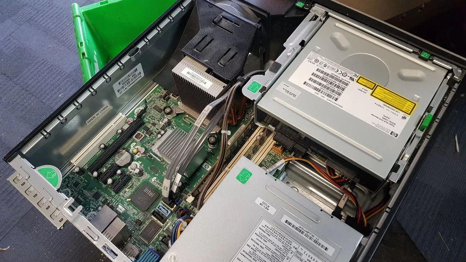 HP Compaq 8000 elite SFF Intel Core 2 Duo E7500 4GB No HDD - Image 3 of 4