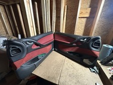 04-06 PONTIAC GTO 40TH ANNIVERSARY BLK AND RED DOOR PANEL SET LH AND RH L414