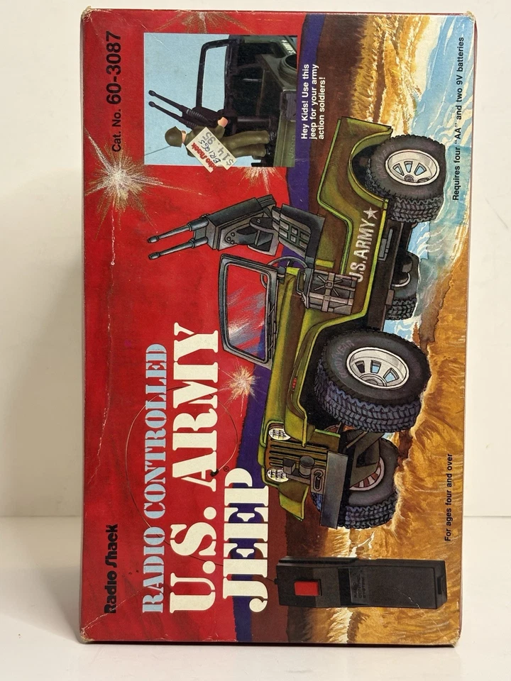 VINTAGE RADIO SHACK RADIO CONTROLLED US ARMY JEEP 1983, CAT. NO. 60-3087 - Image 2 of 4