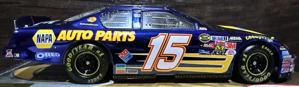 Michael Waltrip #15 Napa 2005 color cromo 1/24 acción RCCA Elite NASCAR fundido a presión Foto 4 de 4