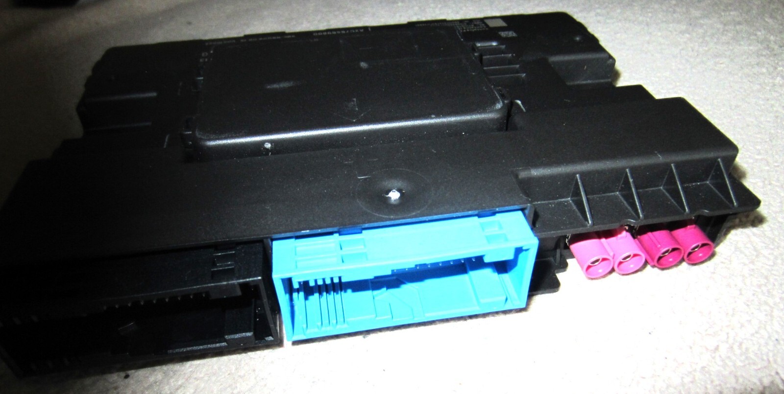 Bentley diagnosis interface for data bus (gateway) 8W8907468G OEM NEW OTHER