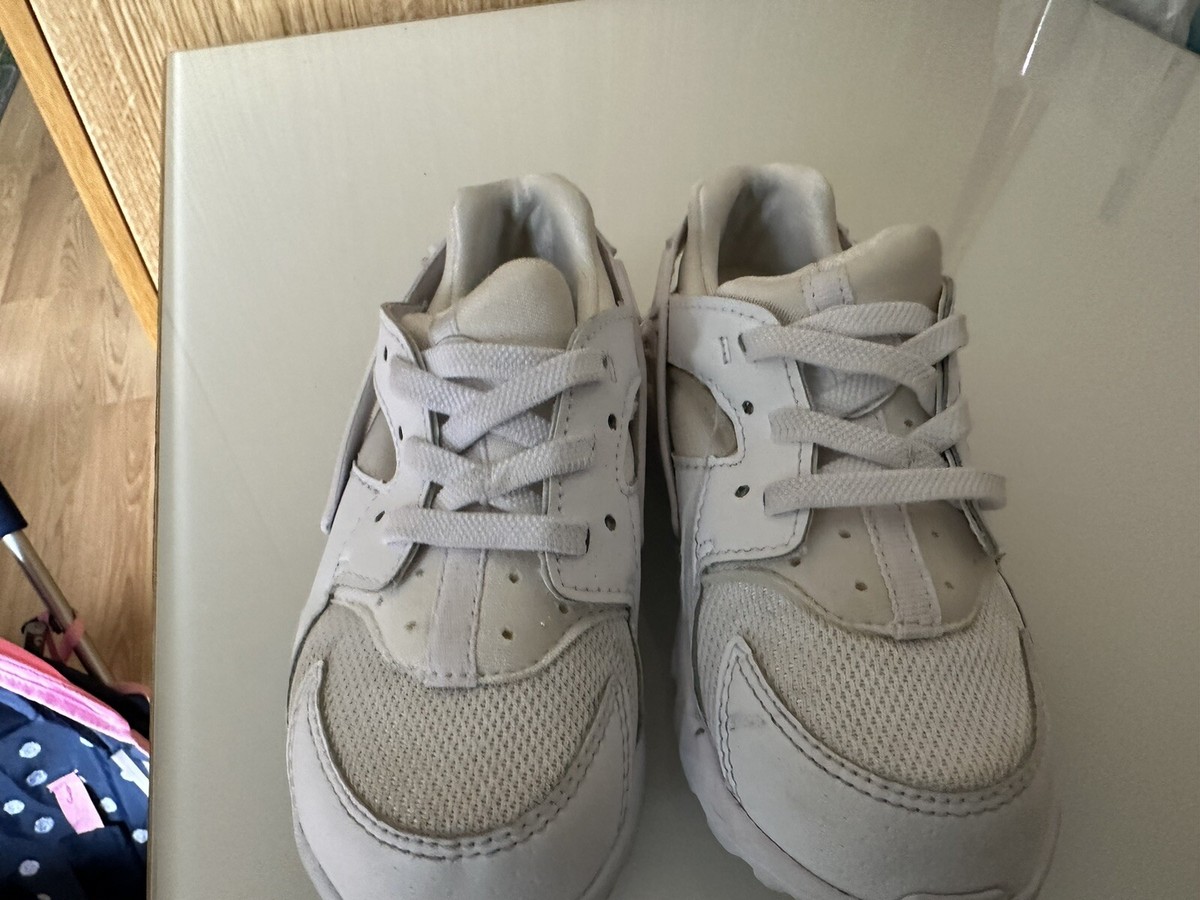 nike huarache junior 5.5