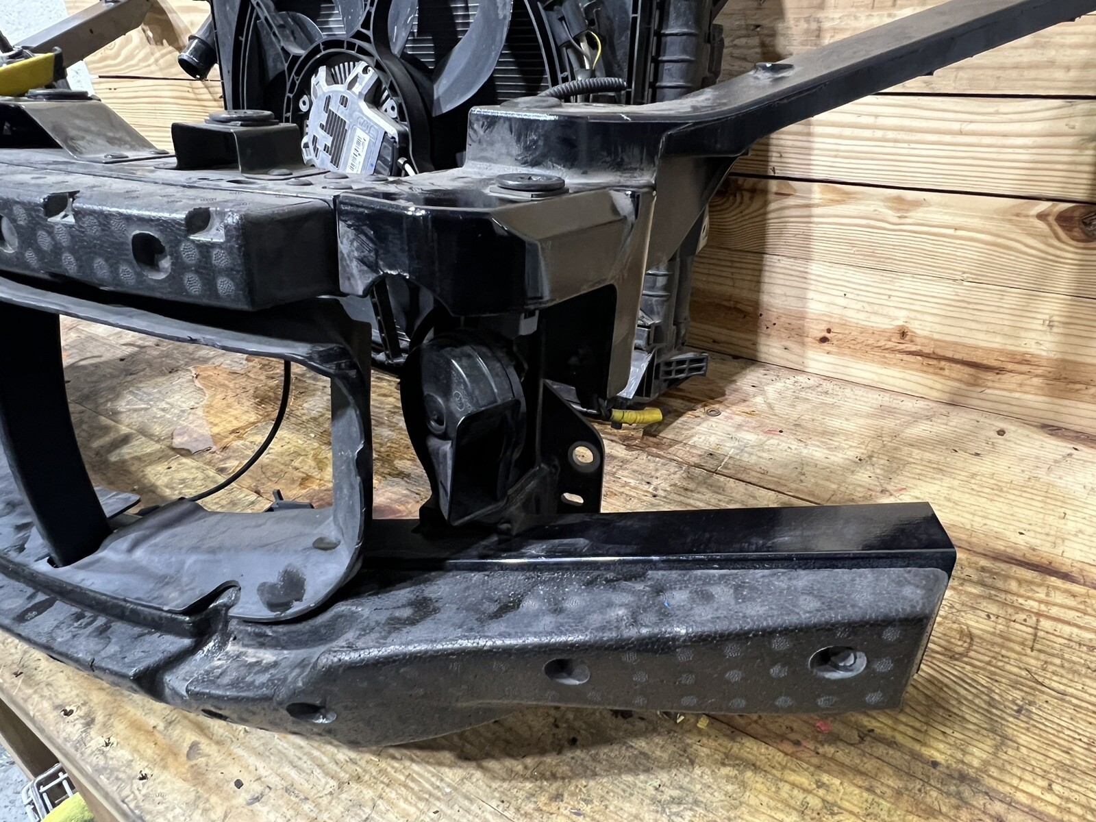 💥OEM 2014-2021 Maserati Quattroporte Radiator Support Rebar Cooling Assembly