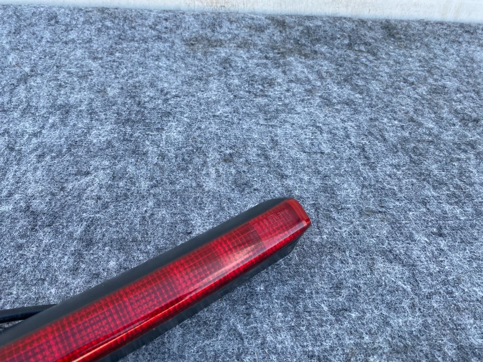 TERCERA LUZ DE FRENO MALETERO PUERTA TRASERA INFINITI FX50 FX35 QX70 (09-17) OEM Foto 2 de 4