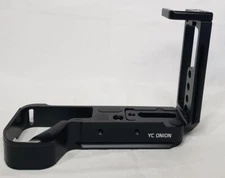 YC Onion Quick Release Plate for Sony A7RIV A7R4 Camera L Plate Holder Hand Grip
