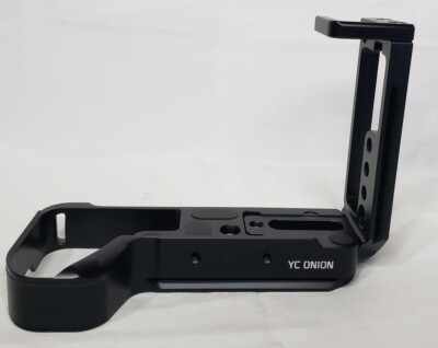 YC Onion Quick Release Plate for Sony A7RIV A7R4 Camera L Plate Holder Hand Grip
