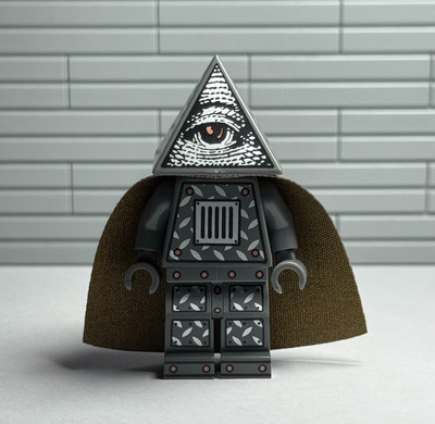 Citizen Brick Metal Pyramid Head Minifigure