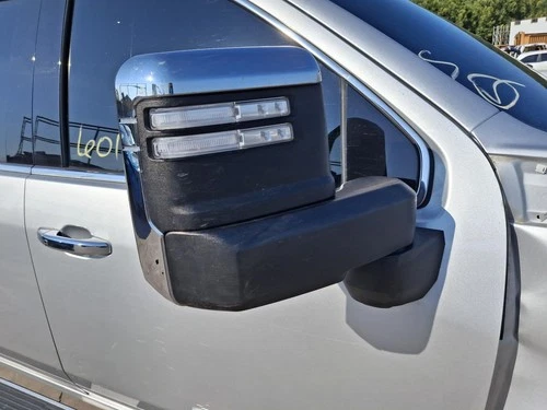 Used Right Door Mirror fits: 2020 Gmc Sierra 2500 pickup w/extended width w/auto
