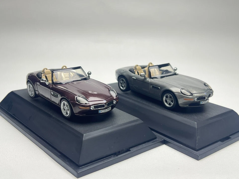 1/43 JADI BMW Z8 With Canopy Die-casting Model Car - Image 2 of 3