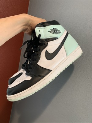 🔥 2017 Nike Air Jordan 1 Retro High OG Igloo Size 13 861428-100