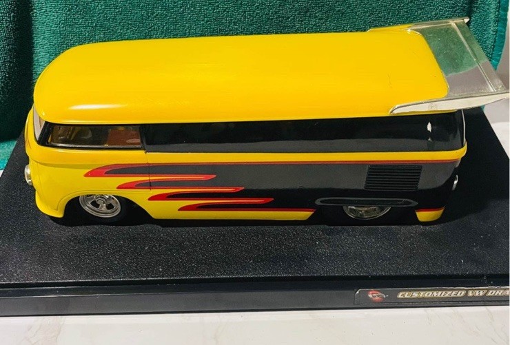 Hot Wheels Customized VW Drag Bus Yellow Black Red Dragster