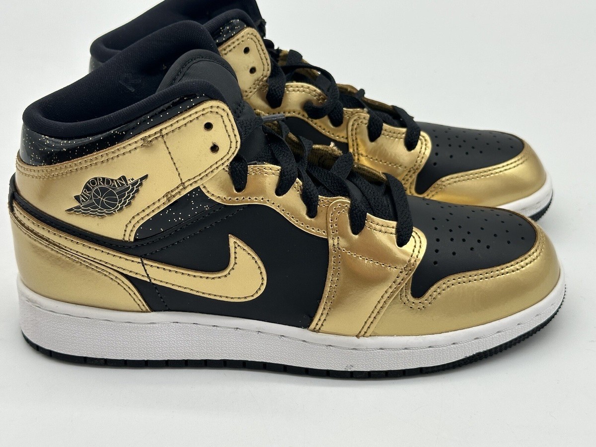 Size 5Y *Refurbished by Nike* Air Jordan 1 Mid SE (GS) Metallic  