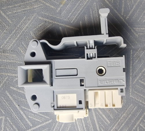 Waschmaschine HOTPOINT BHWM129 UK Türschloss