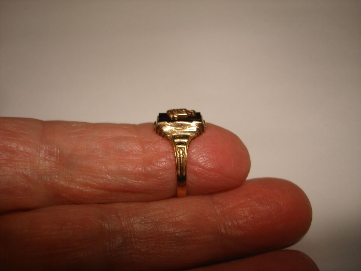 Vintage Collectible Unique HERFF JONES 1962 10k Gold Signet Vintage Collectible Unique HERFF JONES 1962 10k Gold Signet