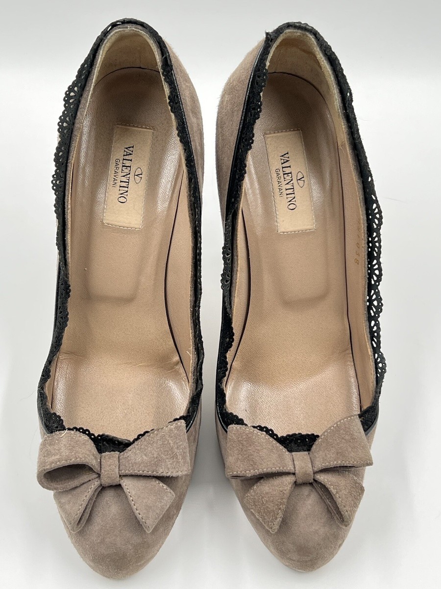 VALENTINO GARAVANI Shoes 38 US 8 UK 5 Taupe Suede Lace Pump VALENTINO GARAVANI Shoes 38 US 8 UK 5 Taupe Suede Lace Pump