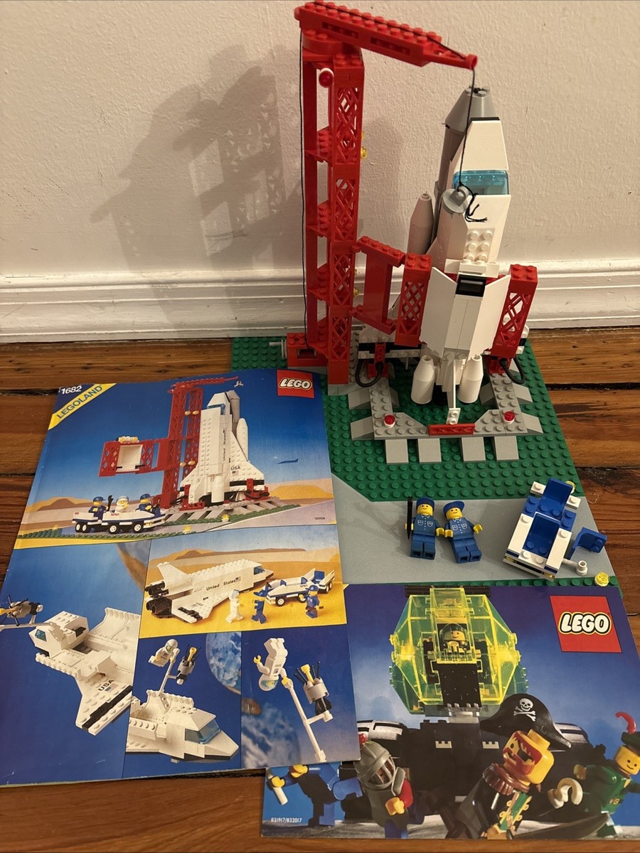 VINTAGE LEGO TOWN 1682 SPACE SHUTTLE INCOMPLETE WITH INSTRUCTION