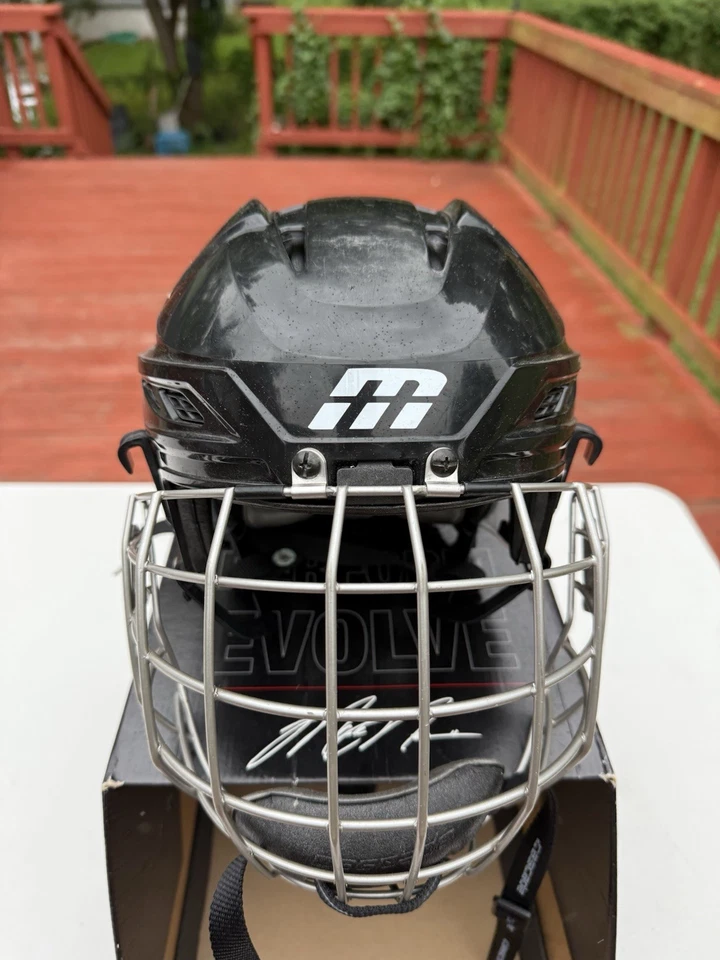 Хоккейный шлем Cascade CHM M11 размер маленький с коробкой - Изображение 2 из 4