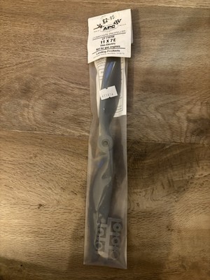 APC 11x7 dünner elektrischer Propeller LP11070E neue Landungsprodukte 11x7E Flugzeug