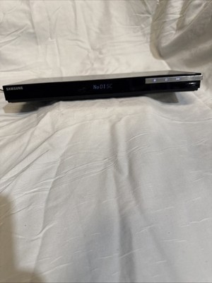 Samsung BD-C5500C Black 1080P Full HD Playback Blu-Ray Disc Player. No Remote.