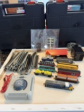 Bachmann N Freightmaster Train Set CSX Transportation plus extra track/cars 