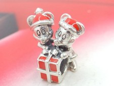 Authentic Pandora Disney Mickey Mouse and Minnie Mouse Present Charm 799194C01