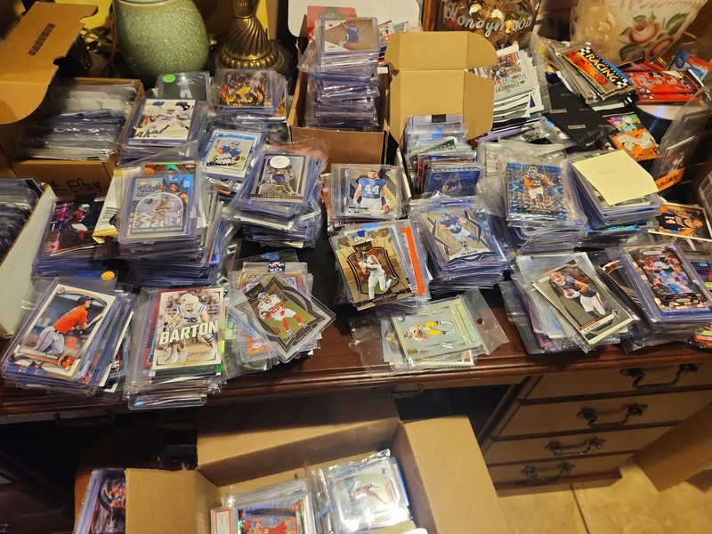 Vikings 10 card jersey or auto lot guaranteed JJ McCarthy RC in lot See Descript