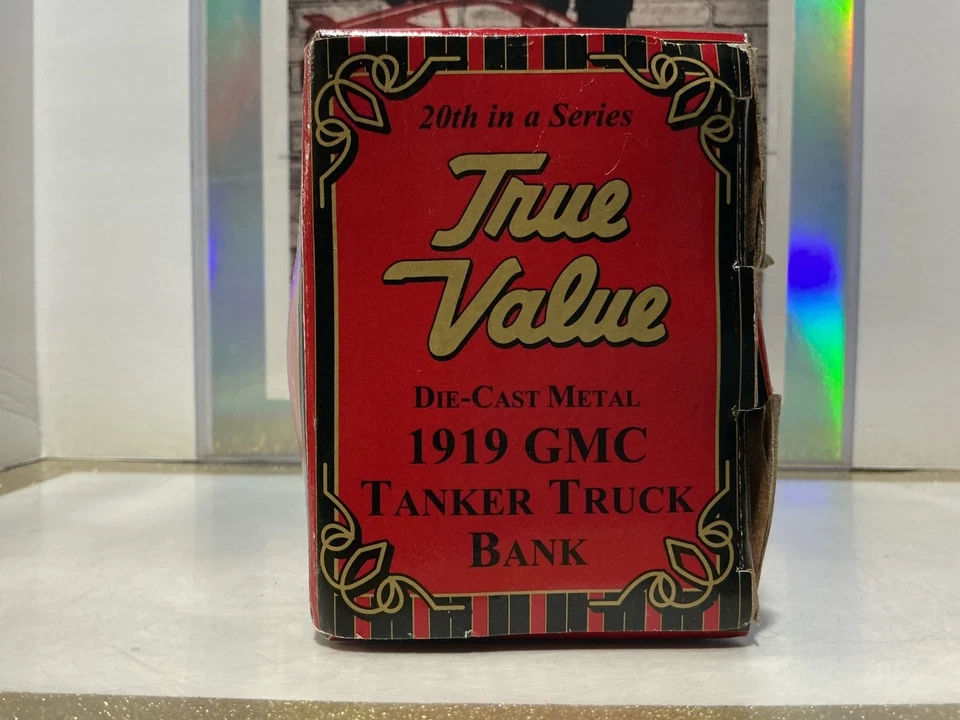 1/30 VALOR REAL - BANCO CAMIÓN CISTERNA GMC 1919 Foto 4 de 4