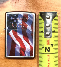 CLASSIC USA RED WHITE & BLUE AMERICAN FLAG MADE IN USA CHROME ZIPPO LIGHTER