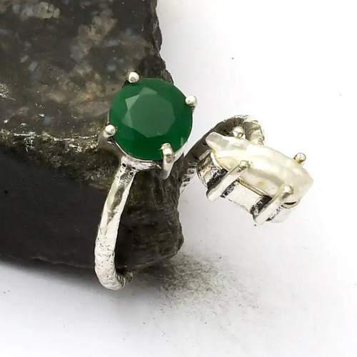 Ethnischer Ring simulierter Smaragd Biwa Perle Edelstein Schmuck US-Größe - 8,25 AR 86828