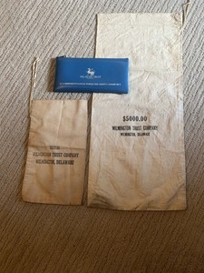 Vintage Wilmington Trust Bank Bags And Others