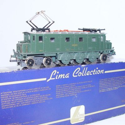 LIMA ÉCHELLE HO MOTRICE ÉLECTRIQUE Ae 3/6 N°10683 VERTE AVEC ÉCLAIRAGE