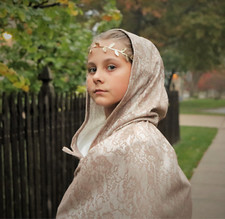 NEW Hooded cape Halloween costume elegant Renaissance Medieval cloak Adult women