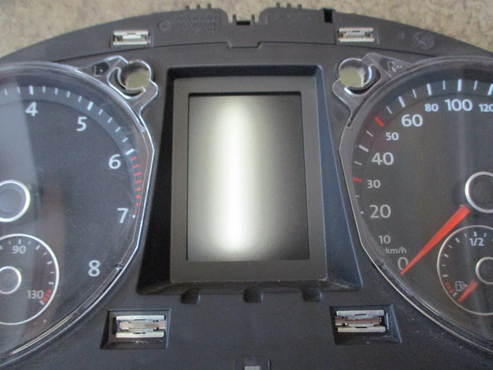 Cuadro de instrumentos VW Passat CC MFA velocímetro 3C8920870B gasolina Foto 3 de 4