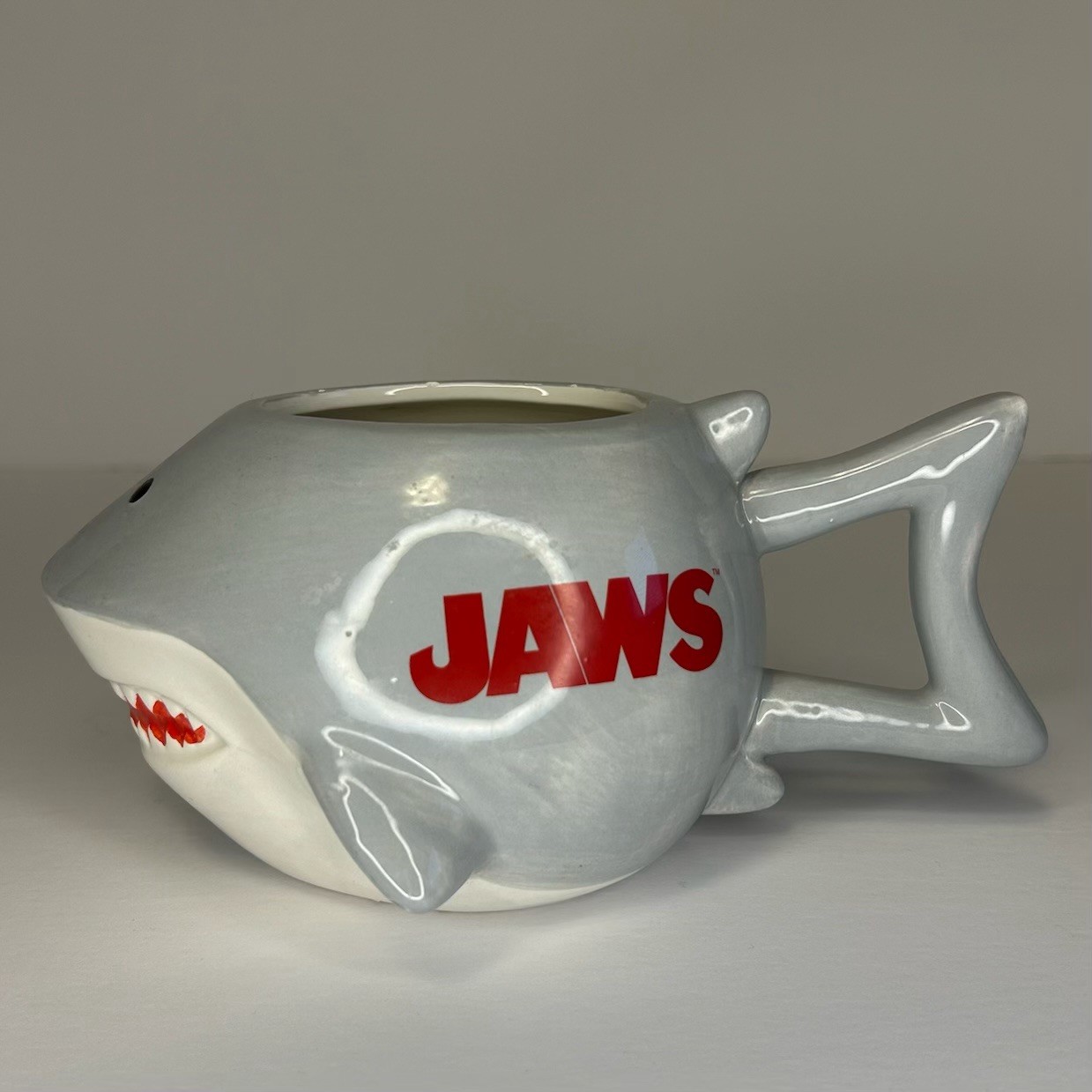 Universal Studios Jaws 20oz Shark Mug Classic Cinema Collectible