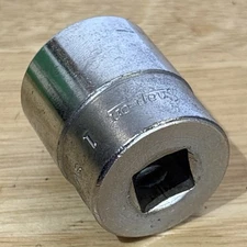 Snap On 1" Shallow Socket 1/2" Drive 12 Point SV321 Vtg USA