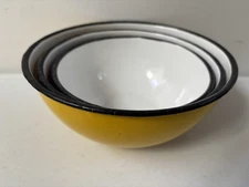 Huta Silesia Poland 3 Enamelware Serving Bowls Farmhouse: No. 16, 18, 20