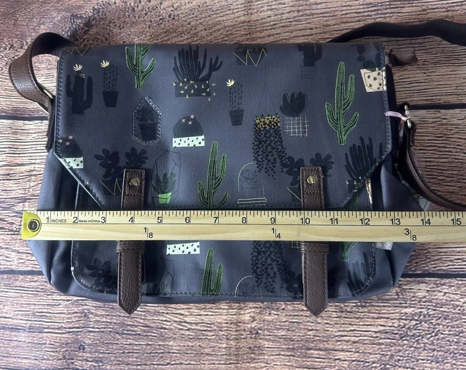 URBAN GARDEN REISETASCHE Umhängetasche von Disaster Design. Neu - Bild 4 von 4