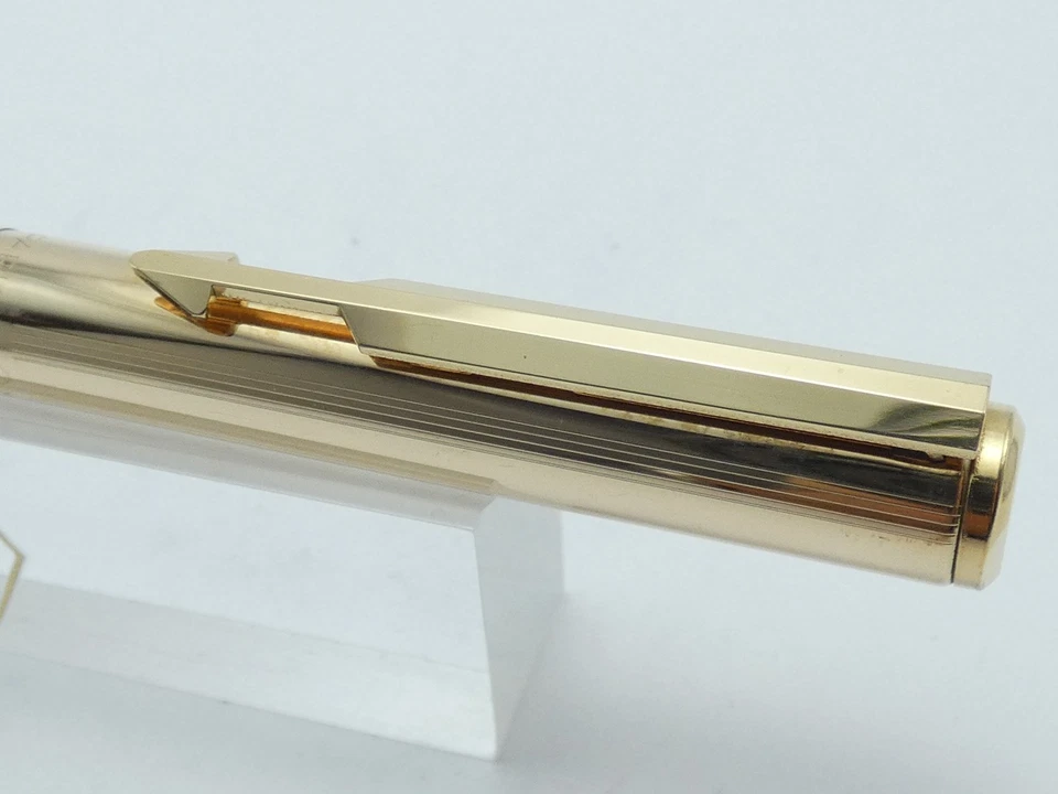1985 Parker Arrow Gold Plated Insignia Fountain Pen, GT, Med Nib, Filler *MINT* - Image 3 of 4