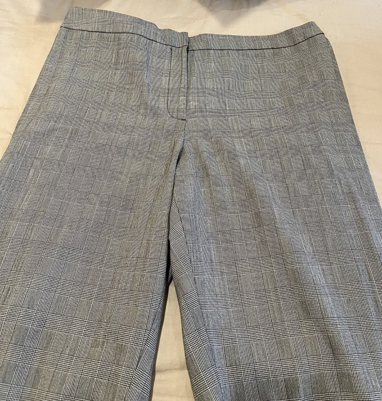 JONES NEW YORK COLLECTION - BLACK & WHITE CHECKERED  DRESS PANTS  - SIZE 14