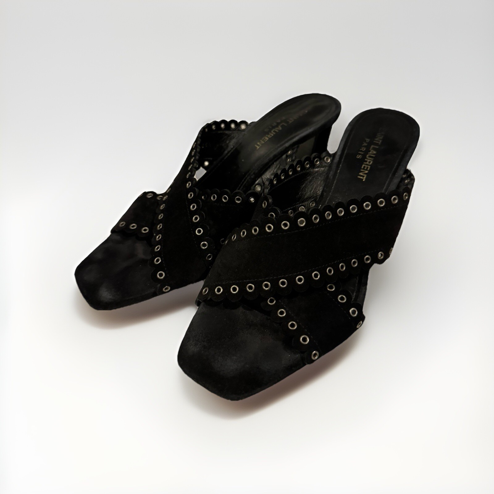 Sandali Saint Laurent neri scamosciati borchie tacco a blocco misura 38 5