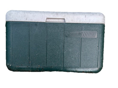 #ad Vintage Coleman Blue 40 Quart Fishing Flip Top 5236 5235 $60.00