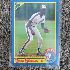 1990 Score Delino DeShields #645 Montreal Expos Rookie Baseball Card. rookie card picture