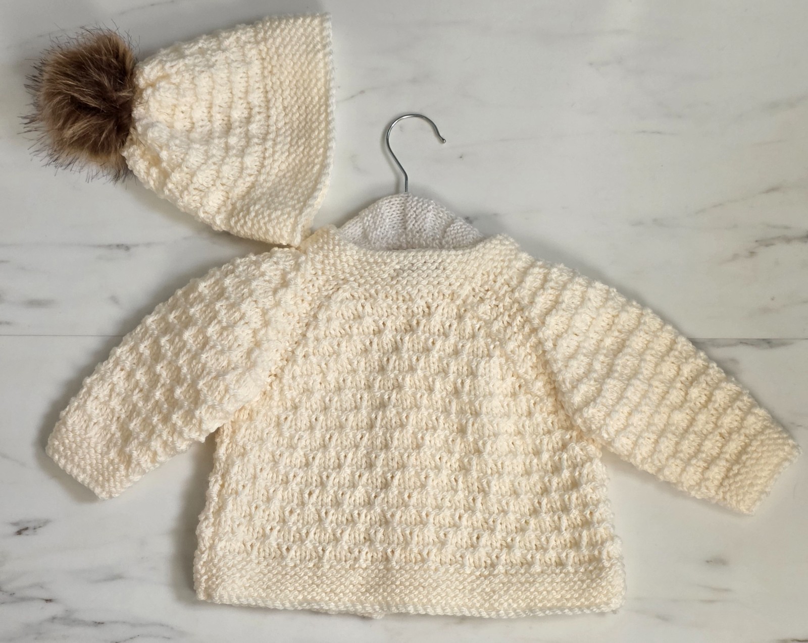 Hand Knitted Baby Cardigan & Hat in Cream Chunky Wool Age 12-18 Months BRAND NEW image 5