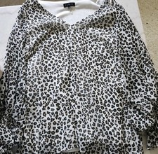Leopard Blouse V Neck Size Medium Top Animal Print Lined Shirt Flowy Sleeves