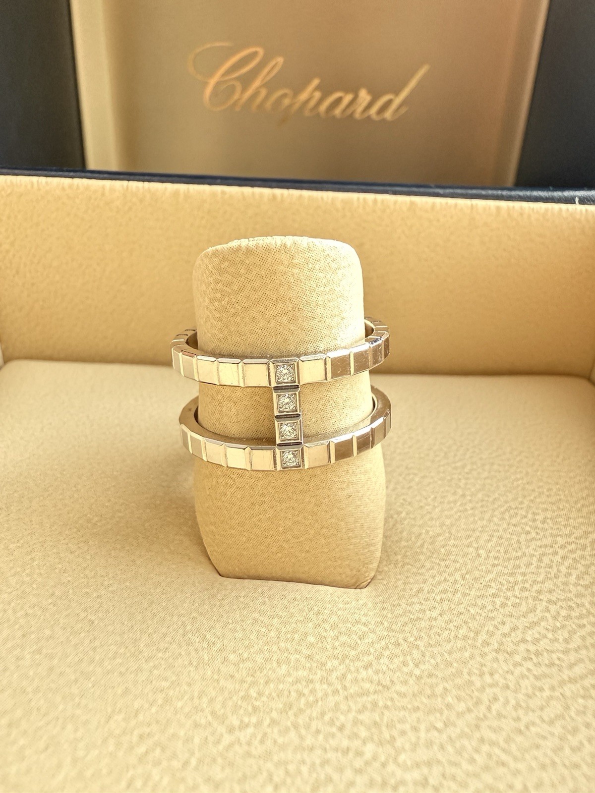CHOPARD Ice Cube White Gold diamond Ring. Size 56. Full Set. 
