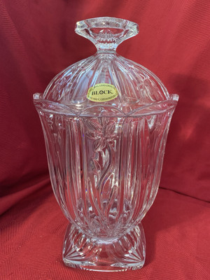 Vintage Block Trellis Biscuit Barrel/Jar 24% Lead Crystal Made in Czech Republic