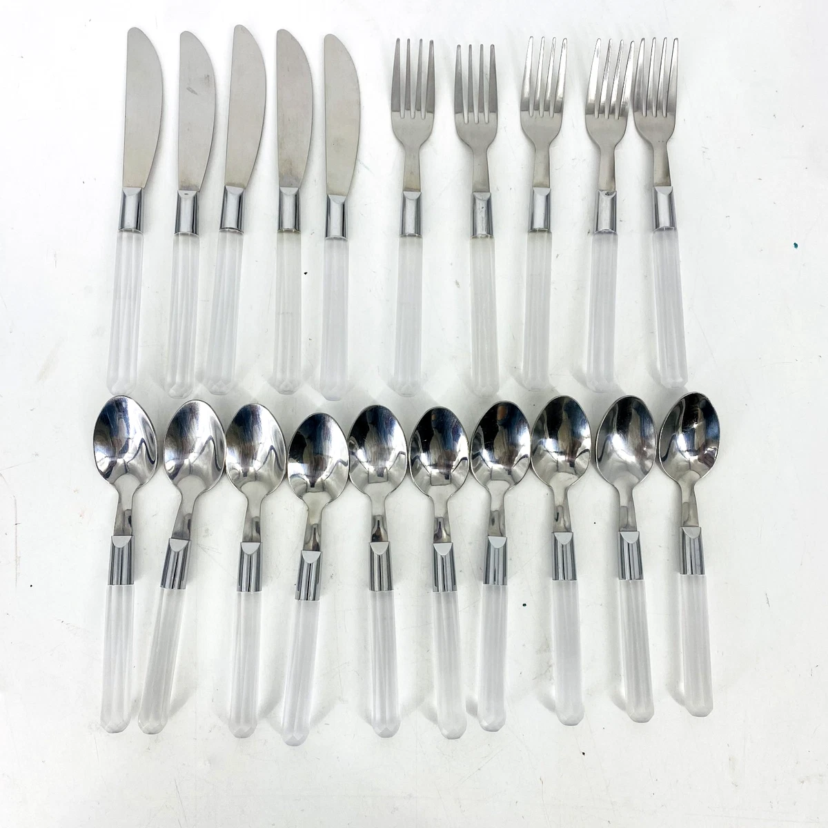 25+ Flatware Vintage, Retro & Mid-Century Collectibles (1960s) for