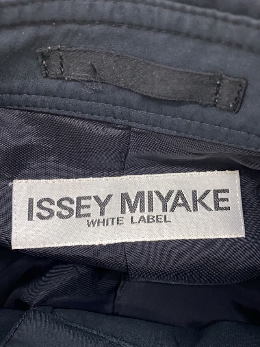 ISSEY MIYAKE WHITE LABEL ダウンジャケット bc9eeb7037c6f2b9df0a0336d63e93