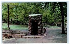 Vintage Mammoth Onyx Cave Entrance Horse Cave KY Curteich Postcard