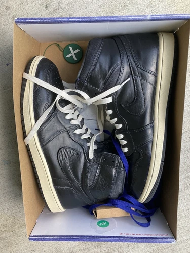 Custom Blackout Jordan 1 “Rare Air” – Size 11 – One-of-a-Kind Look